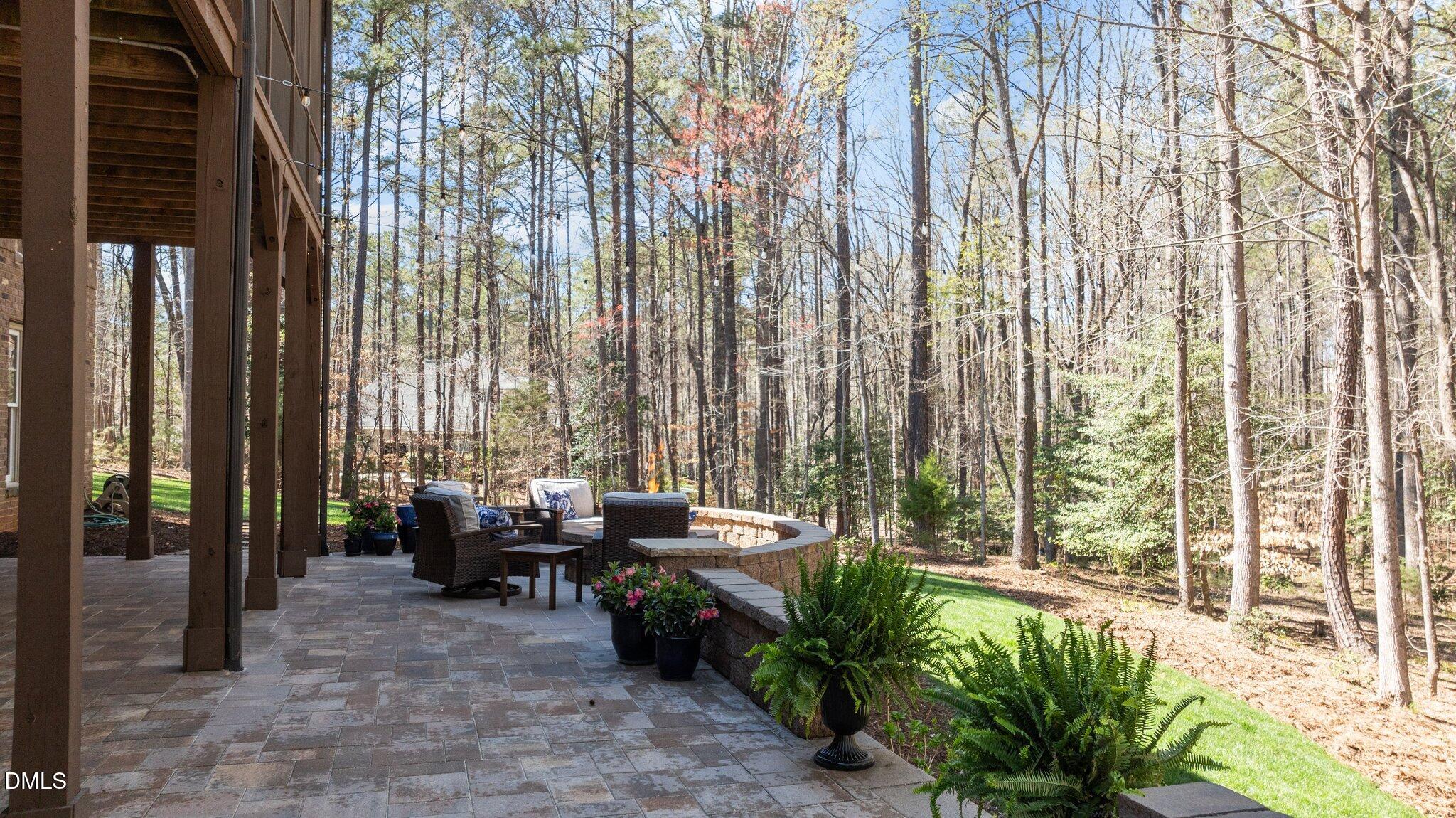 1009 High Trail Court