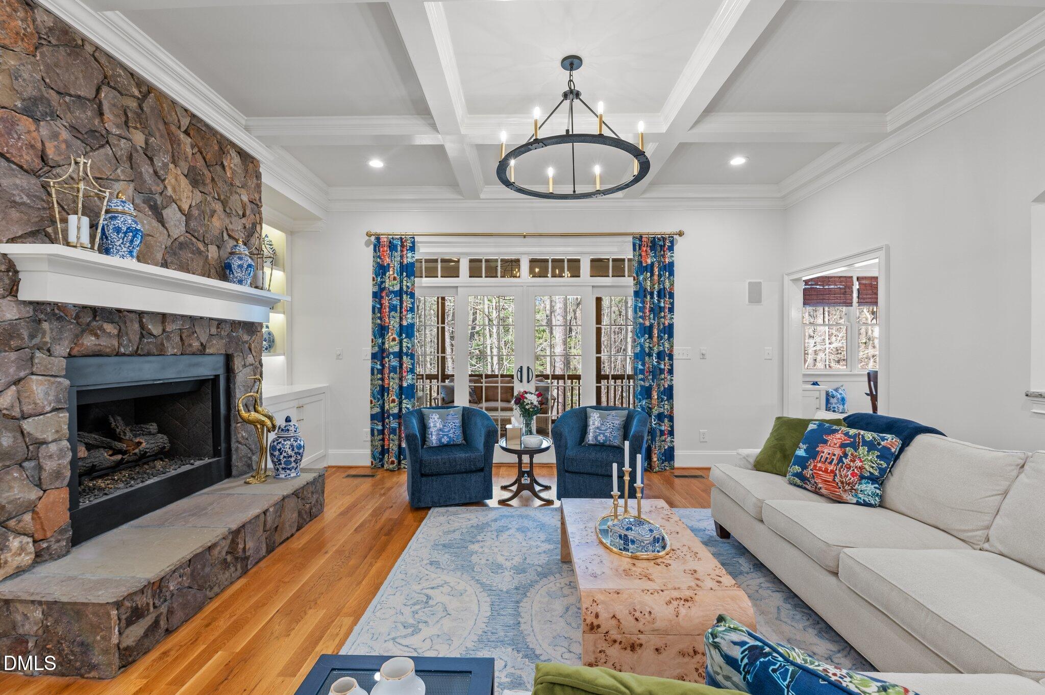 1009 High Trail Court