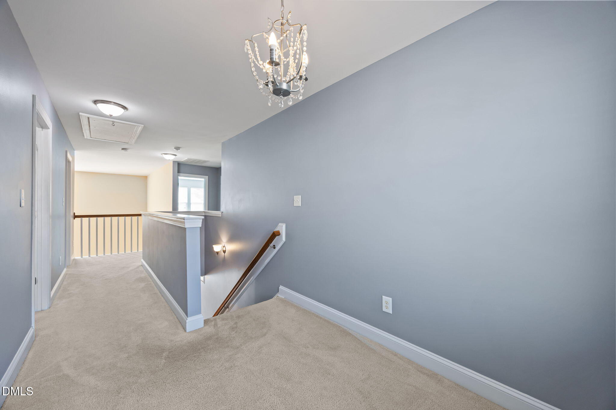 911 Middle Ground Avenue