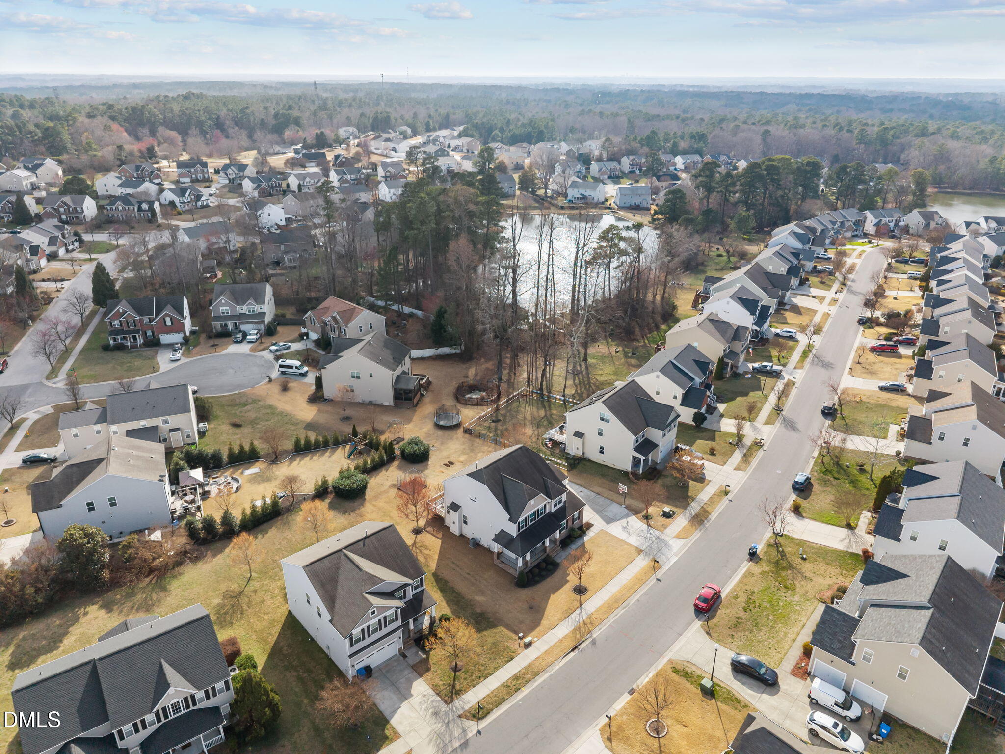 911 Middle Ground Avenue