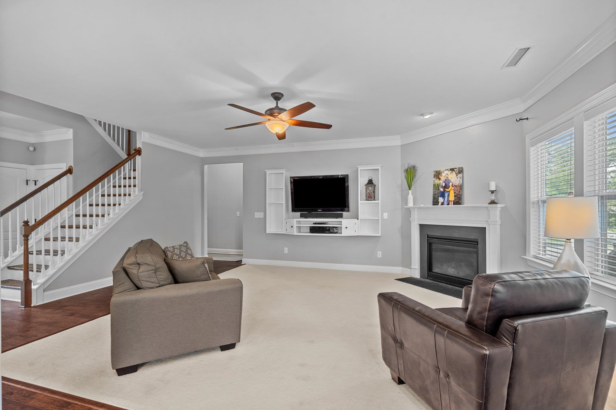 5125 Royal Coachmen Drive