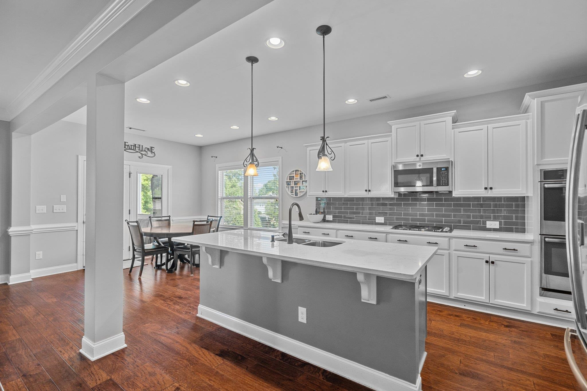 5125 Royal Coachmen Drive