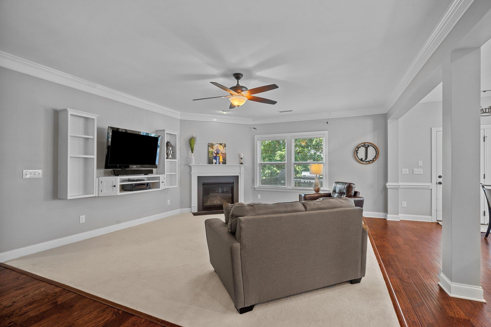5125 Royal Coachmen Drive