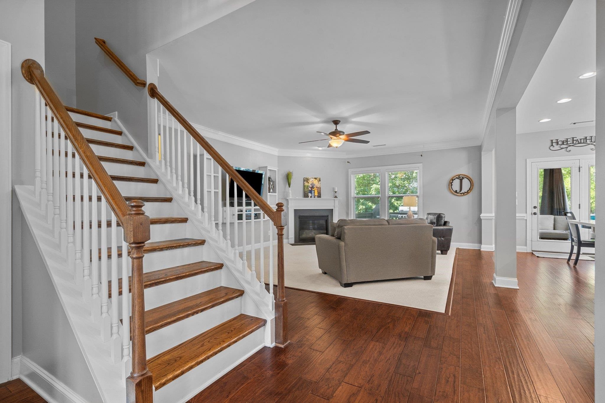 5125 Royal Coachmen Drive