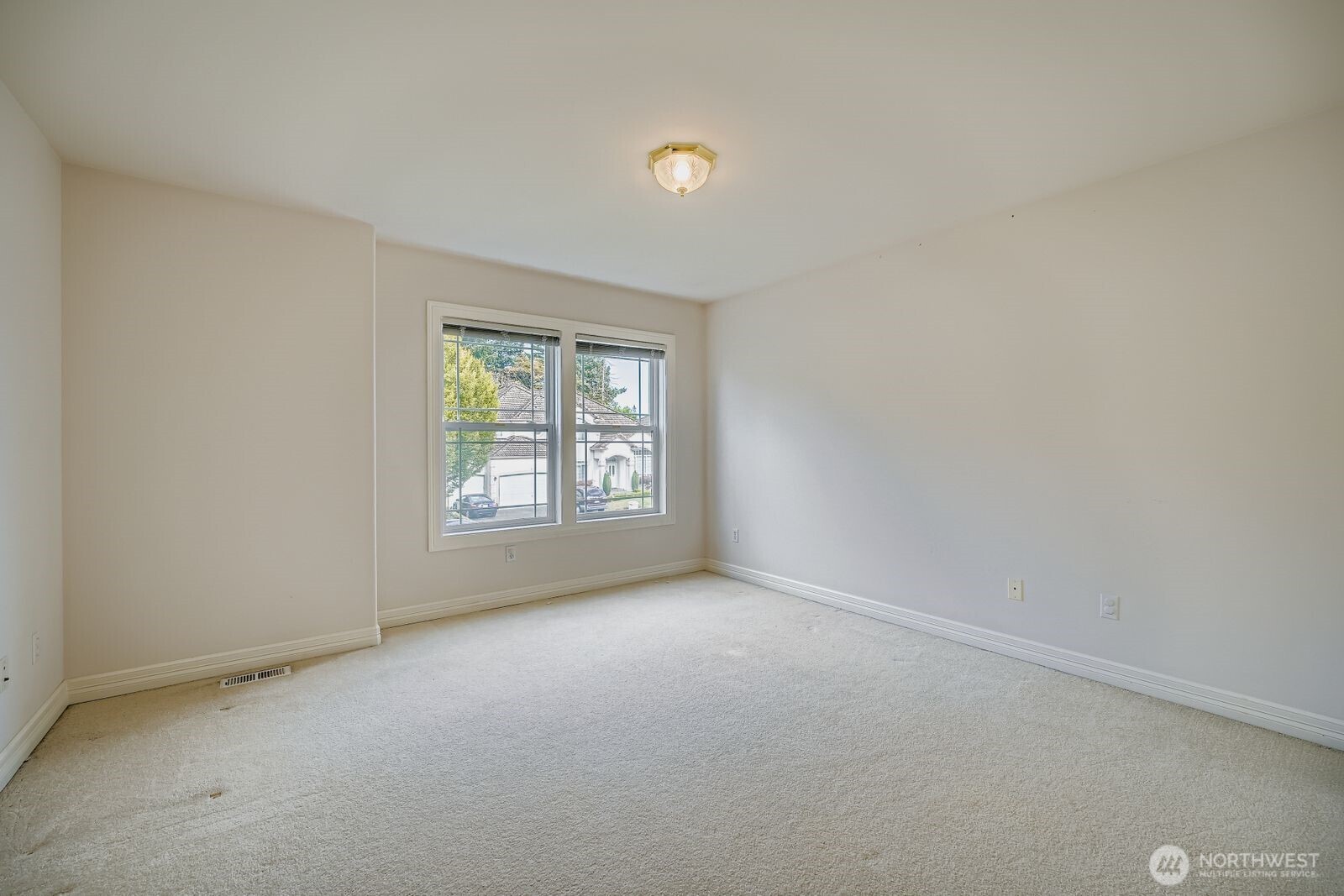2214 12th Court NW