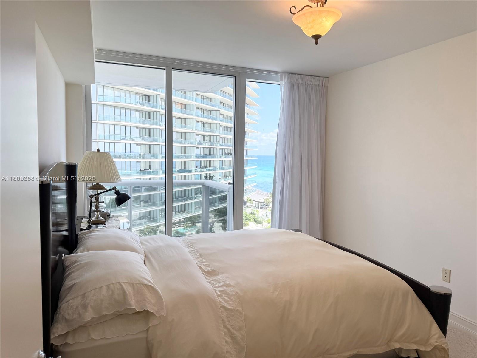 18911 Collins Ave # 1102