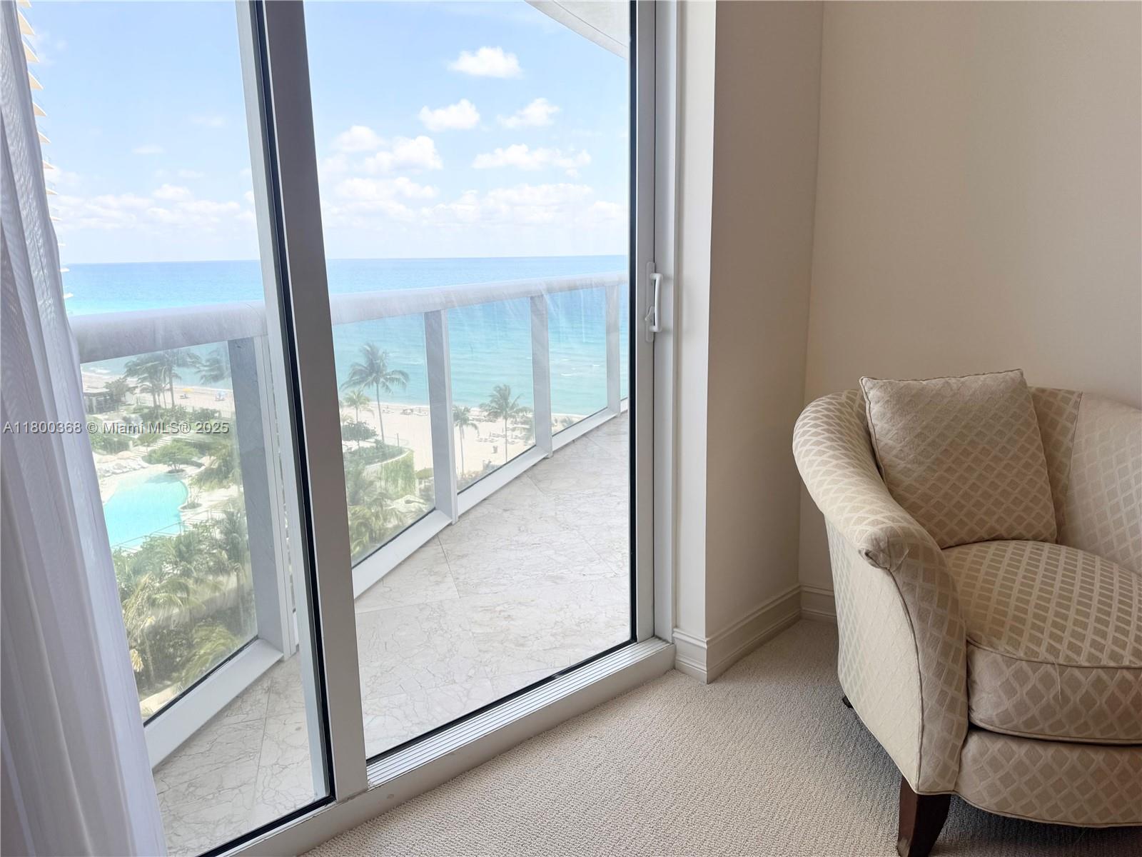 18911 Collins Ave # 1102