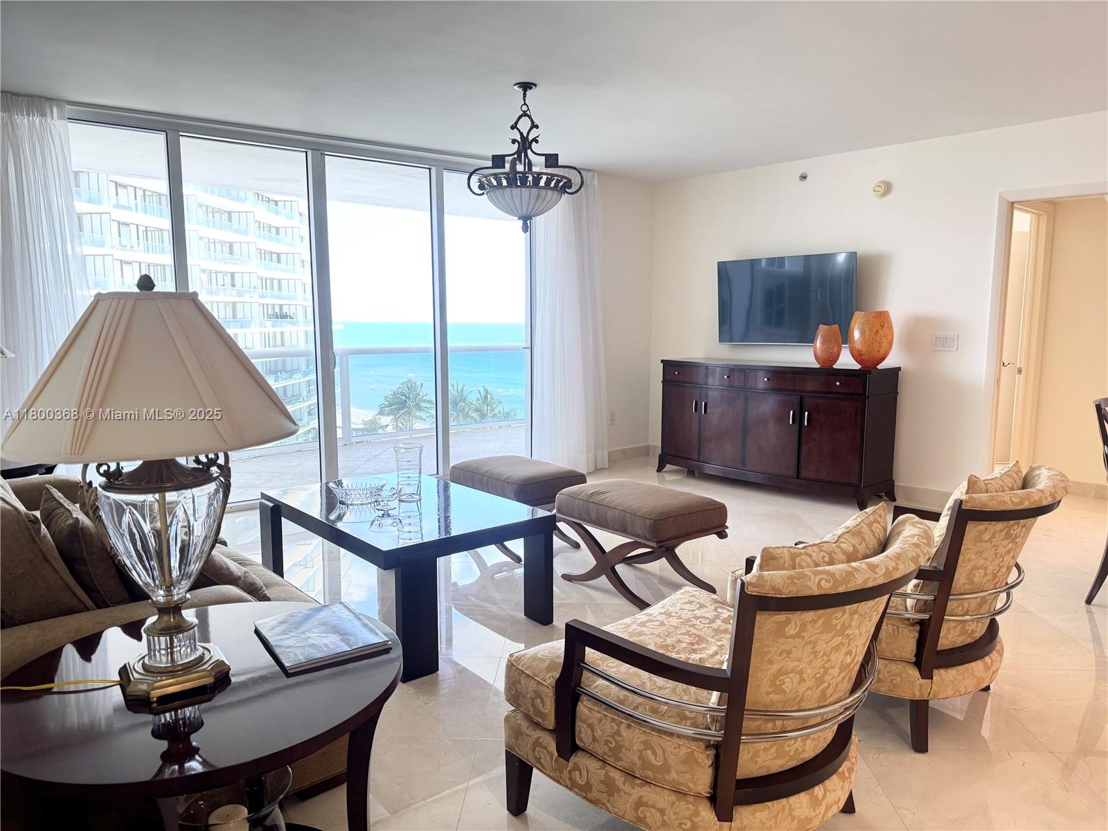18911 Collins Ave # 1102