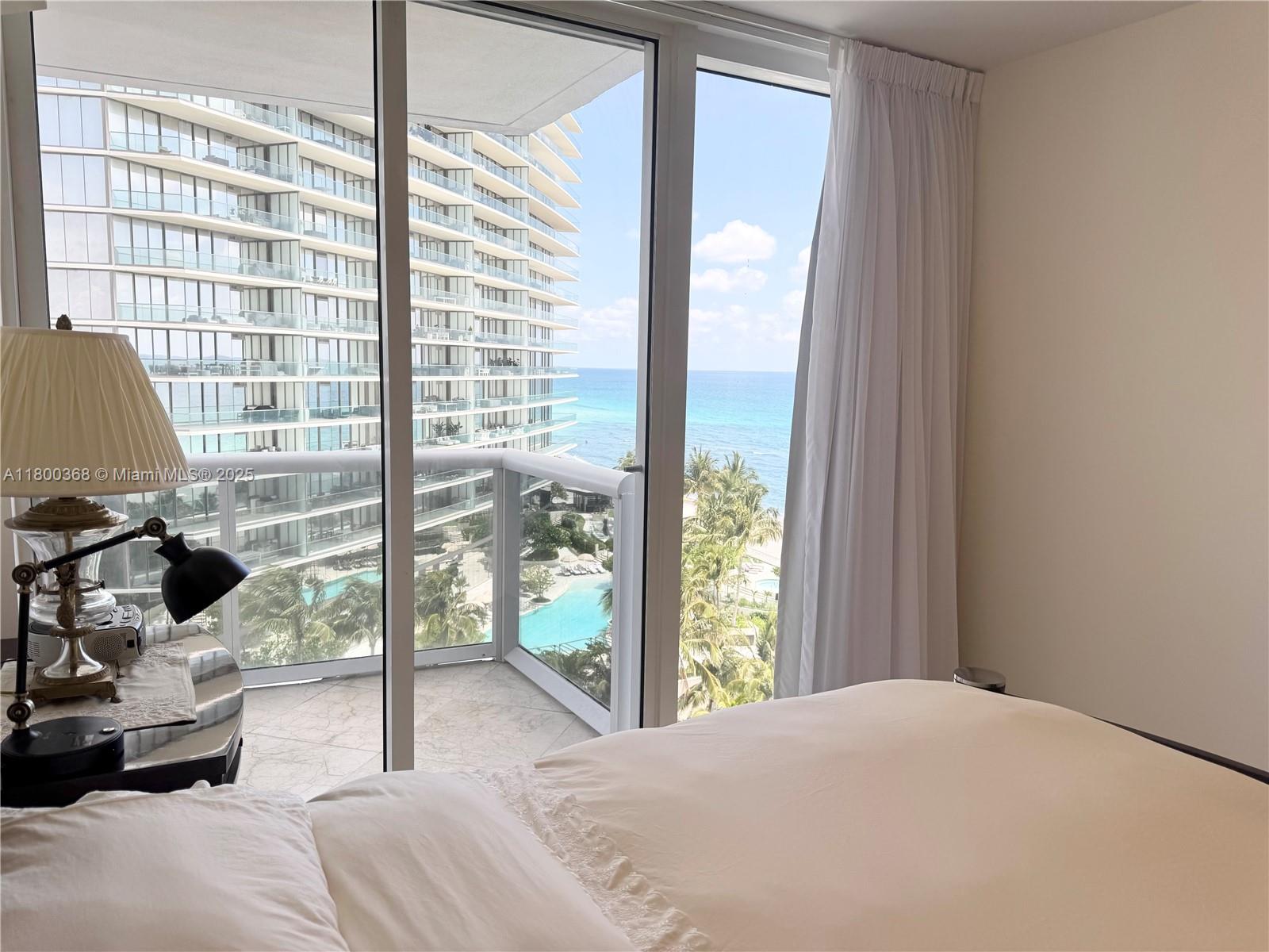 18911 Collins Ave # 1102