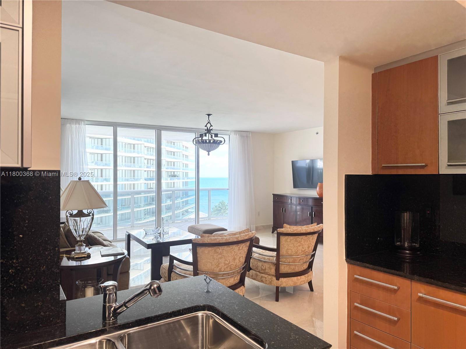 18911 Collins Ave # 1102