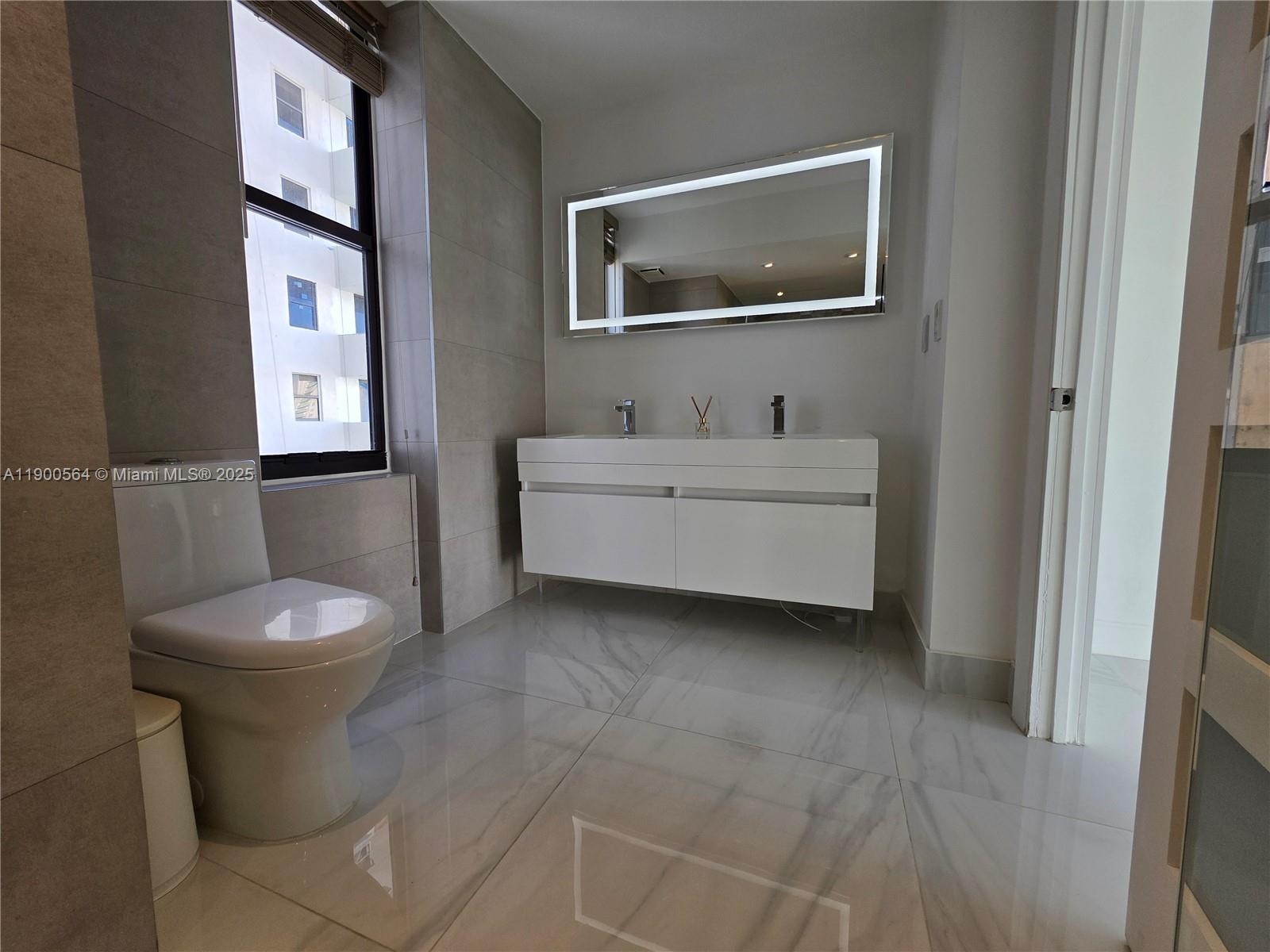 18181 NE 31st Ct # 2206, Aventura Unit: 2206