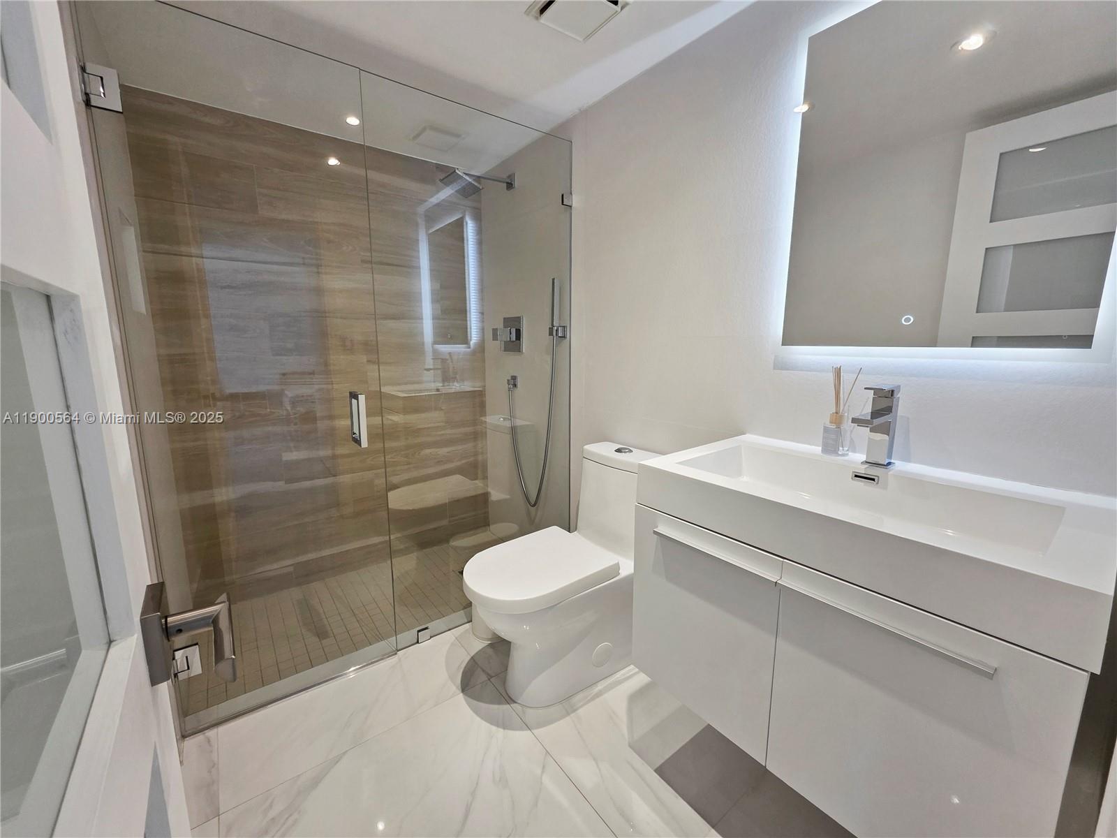 18181 NE 31st Ct # 2206, Aventura Unit: 2206