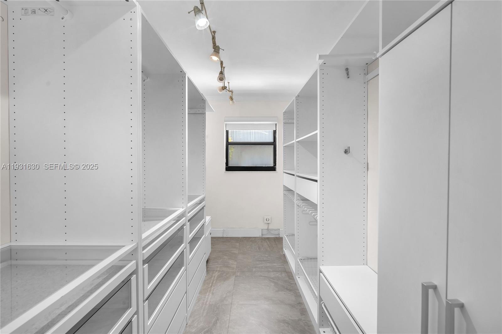 3265 Virginia St # 4