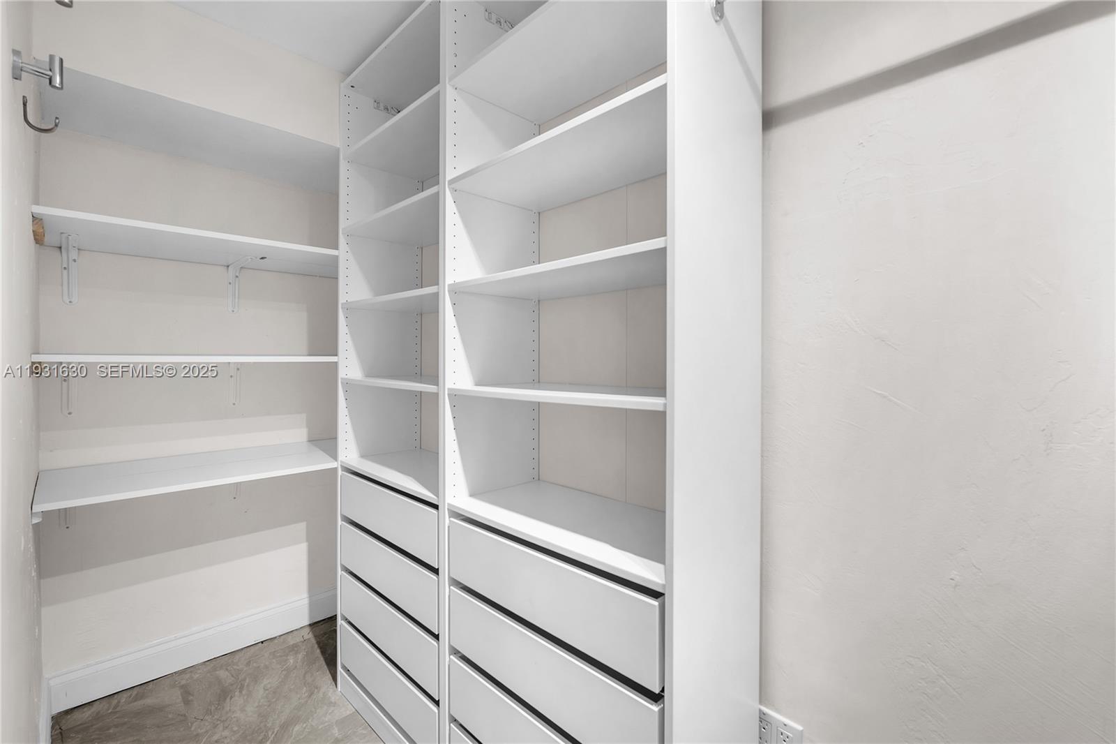 3265 Virginia St # 4