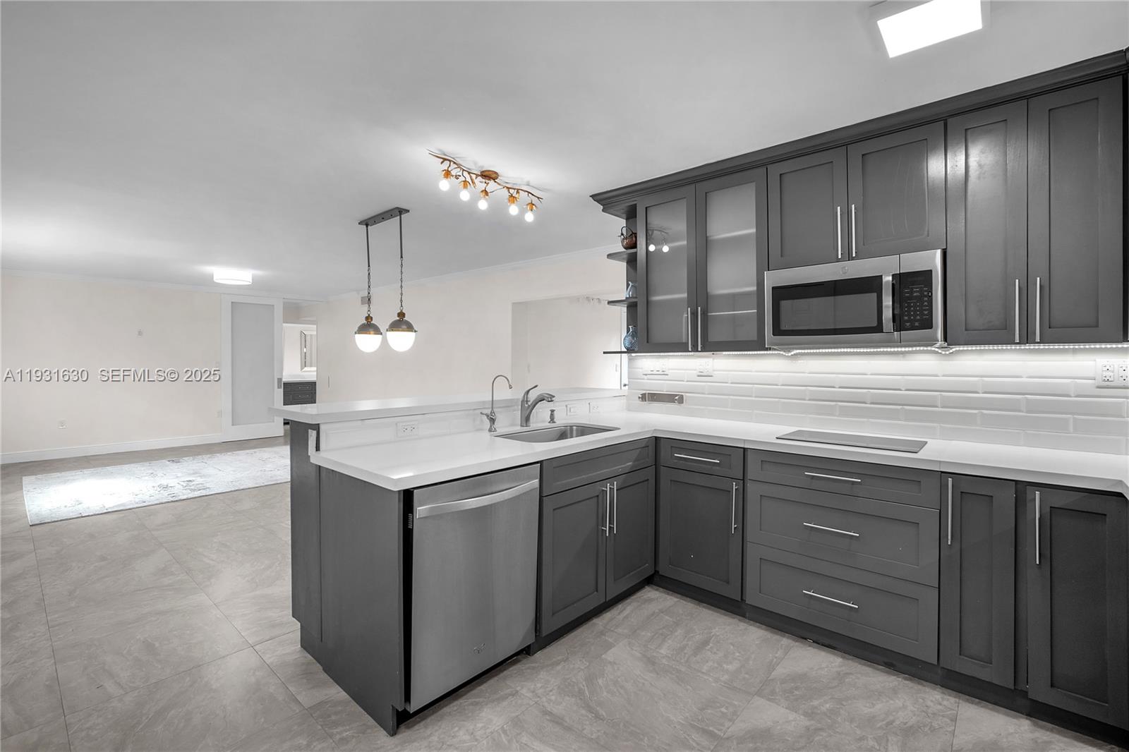 3265 Virginia St # 4