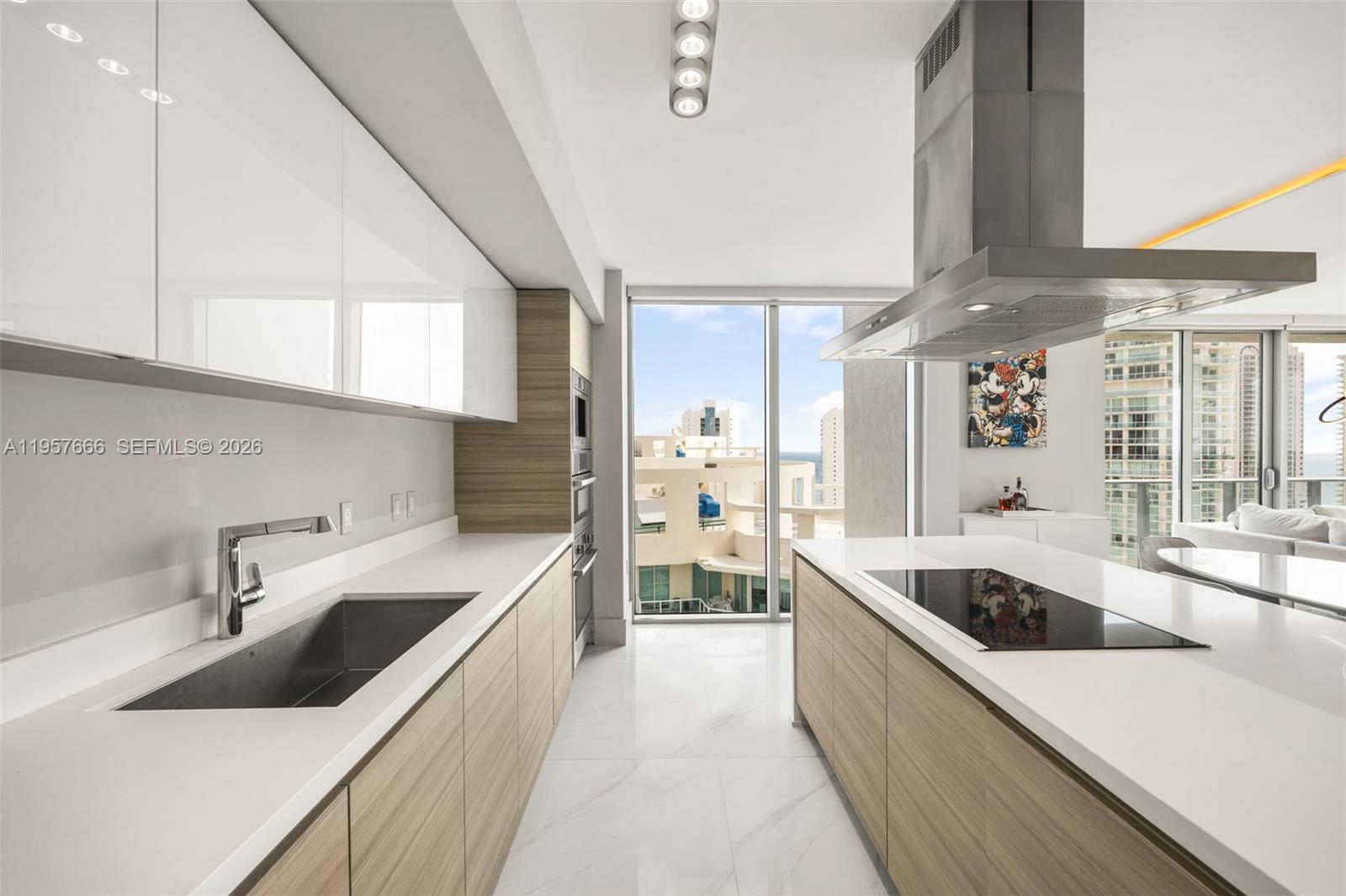 300 Sunny Isles Blvd # 2202 Unit: 4-2202