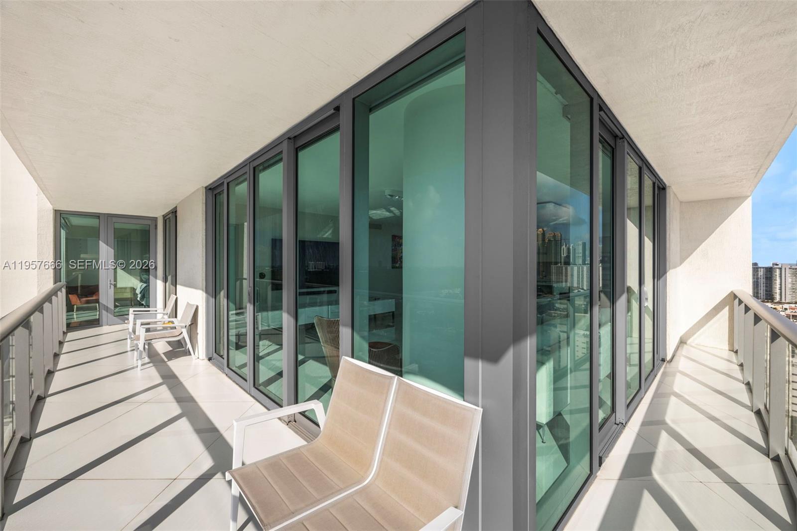 300 Sunny Isles Blvd # 2202 Unit: 4-2202