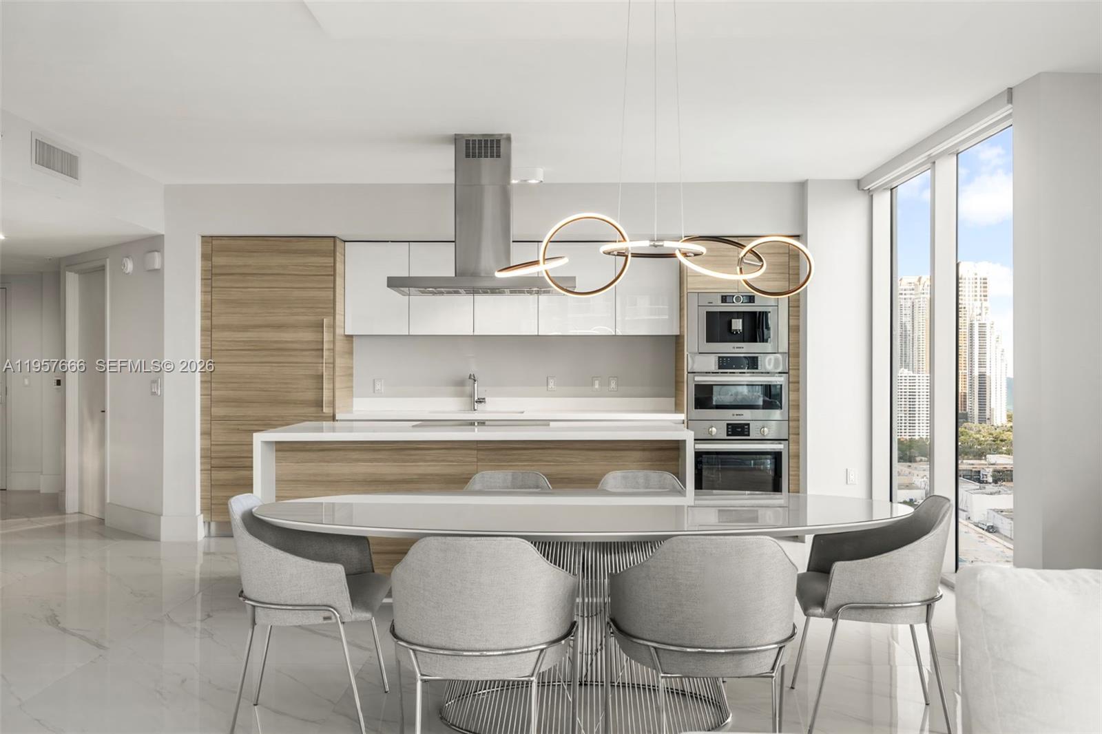 300 Sunny Isles Blvd # 2202 Unit: 4-2202