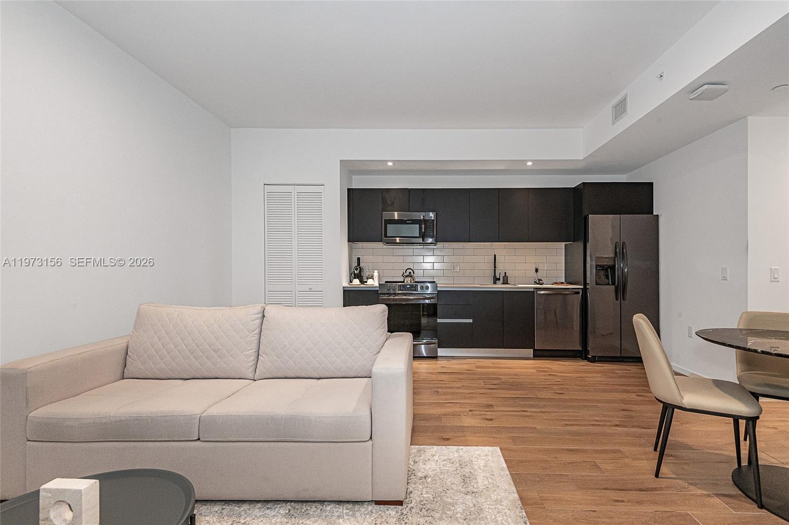 398 NE 5th St # 2415