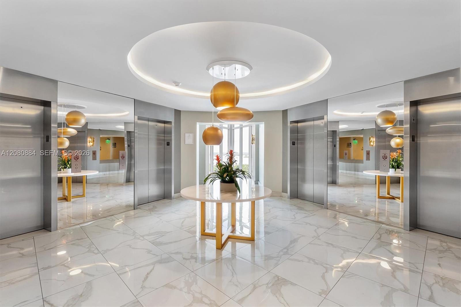 10275 Collins Ave # 1502