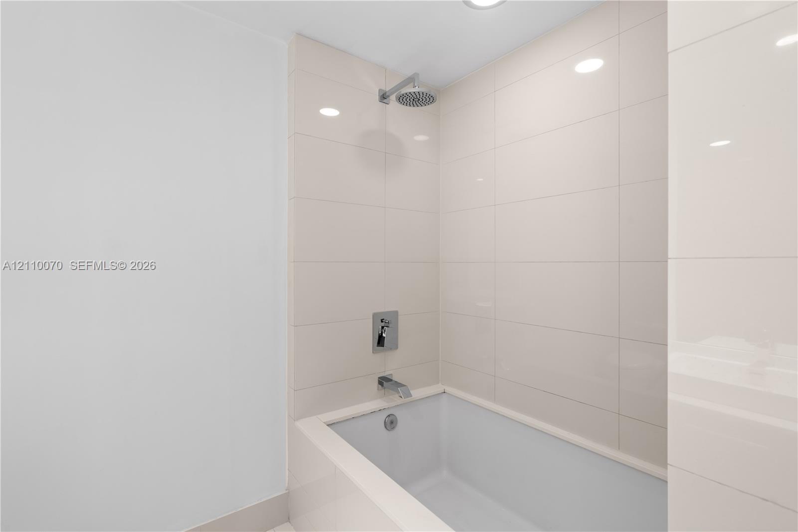 1300 S Miami Ave Unit: 2911