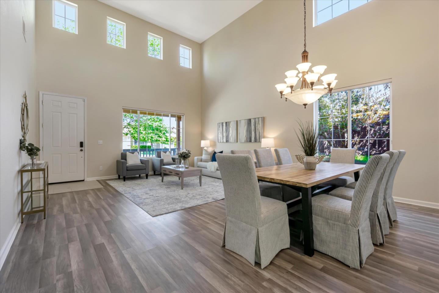 2248 Glen Canyon Drive