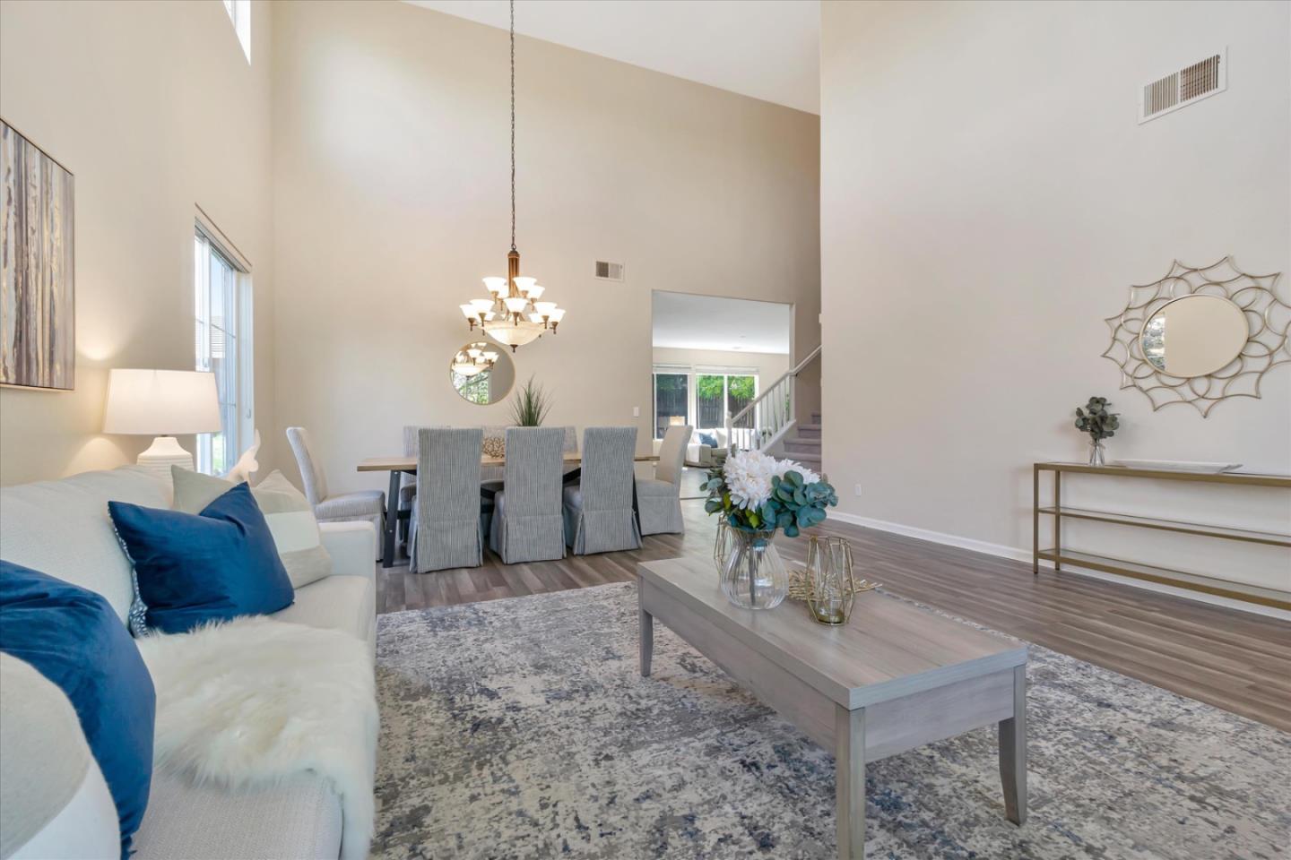 2248 Glen Canyon Drive