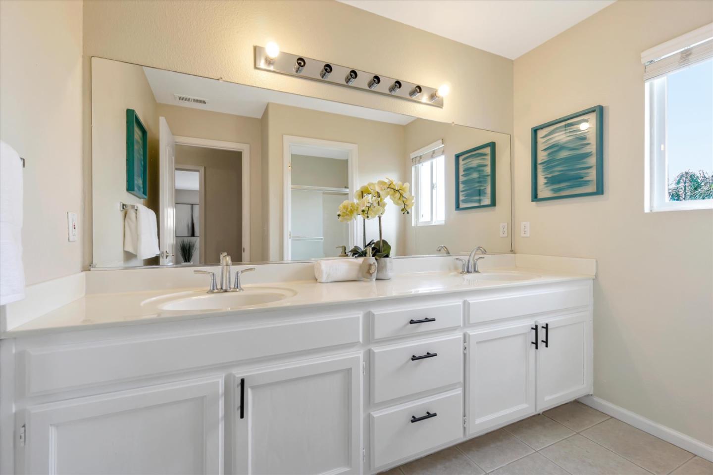 2248 Glen Canyon Drive