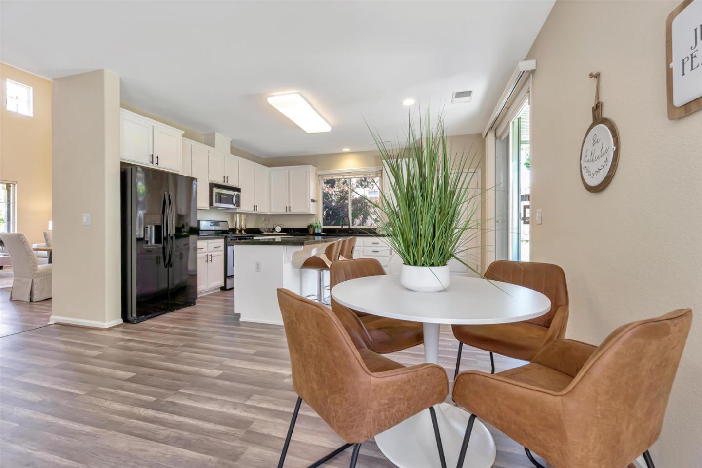 2248 Glen Canyon Drive