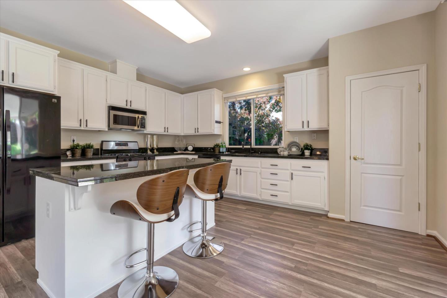 2248 Glen Canyon Drive