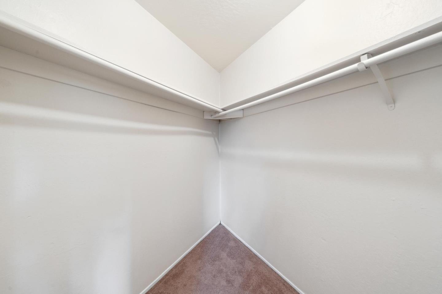427 Vasquez Avenue