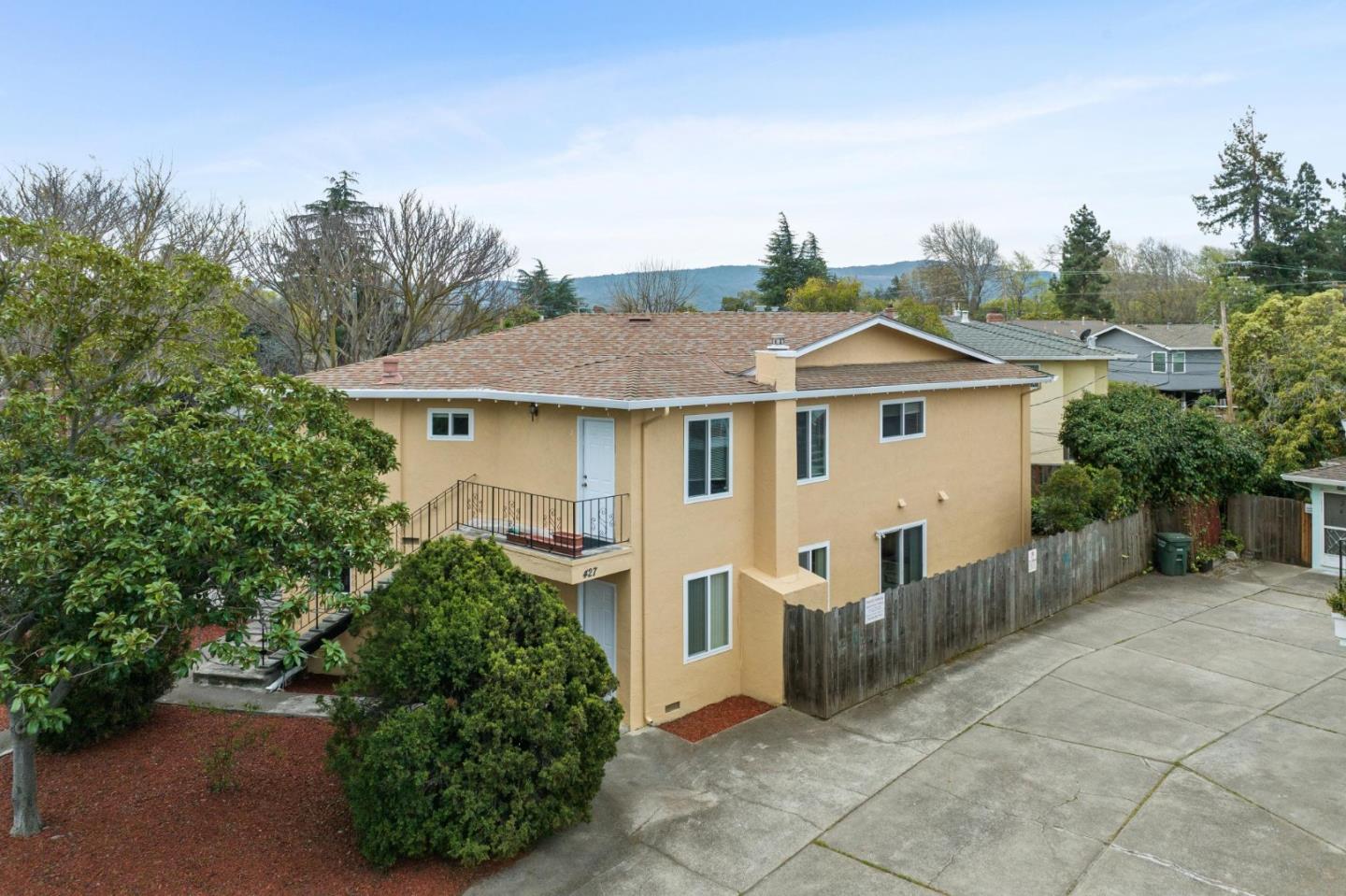 427 Vasquez Avenue