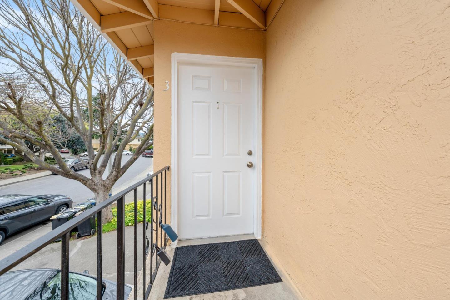 427 Vasquez Avenue