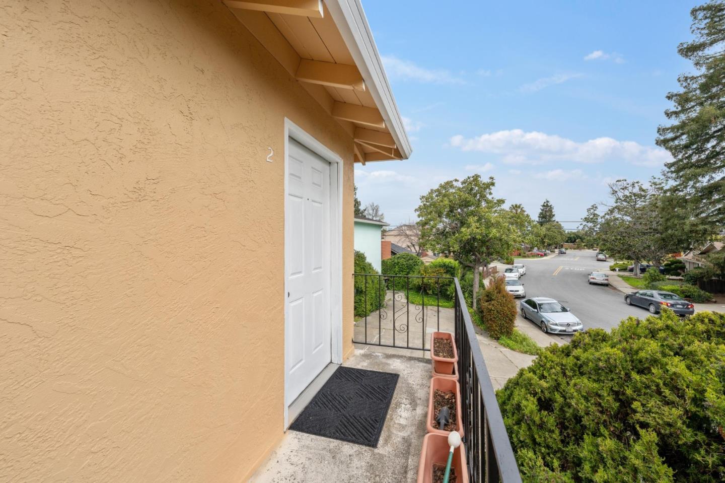 427 Vasquez Avenue