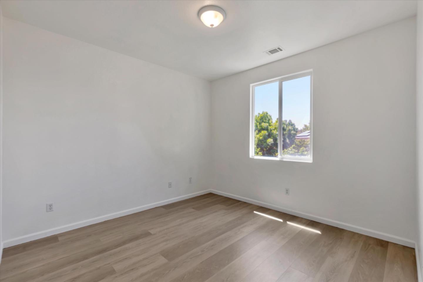 4071 Freesia Drive