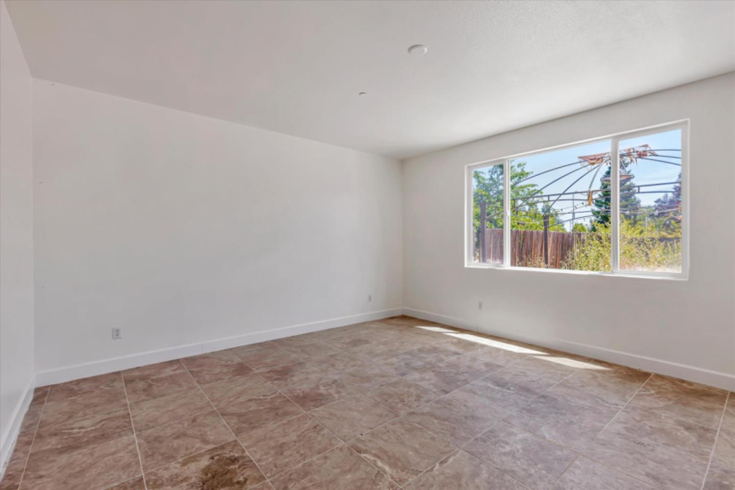 4071 Freesia Drive