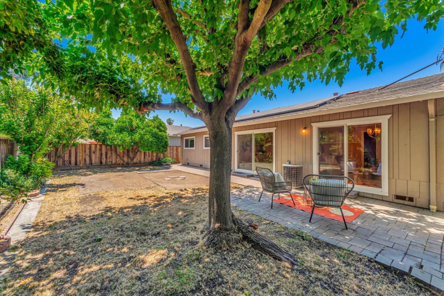 975 San Pierre Way