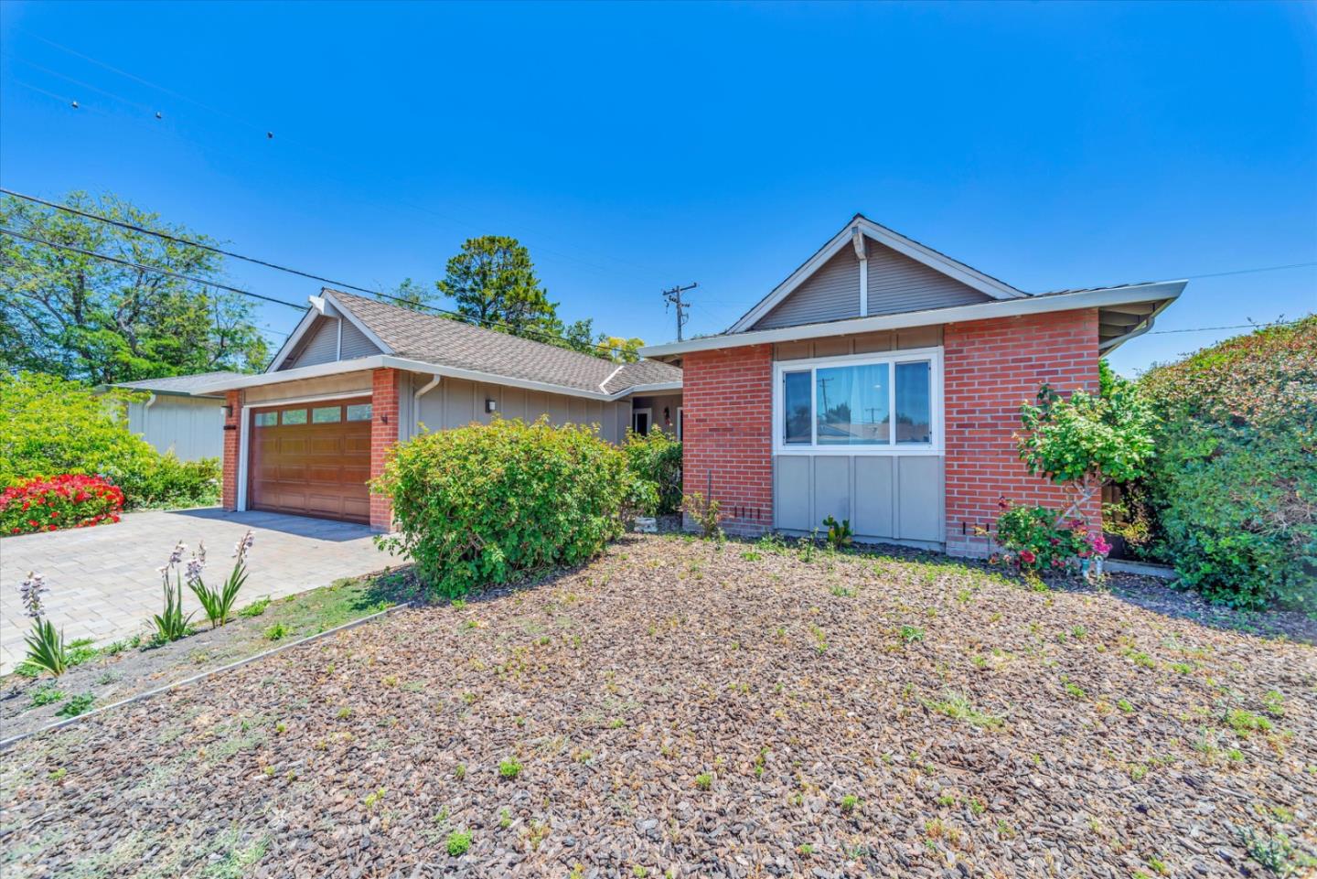 975 San Pierre Way