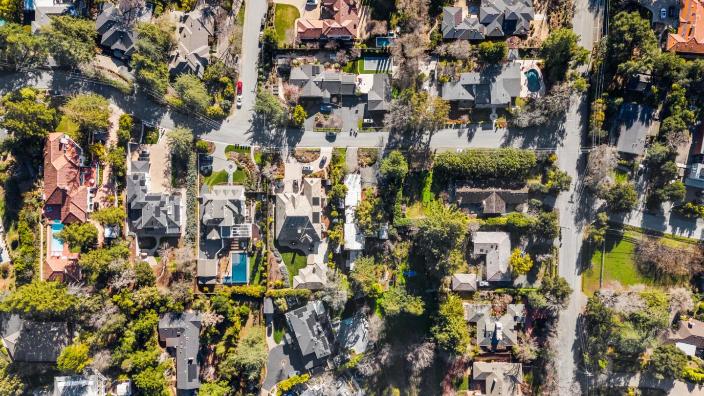 411 Valley View Drive
