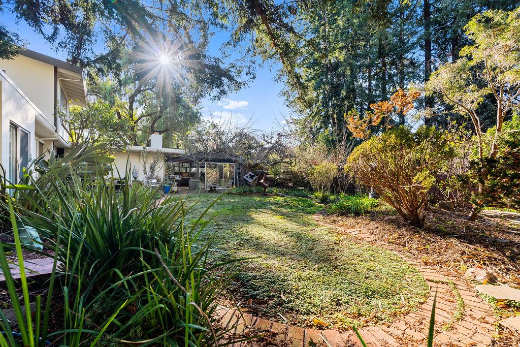 411 Valley View Drive