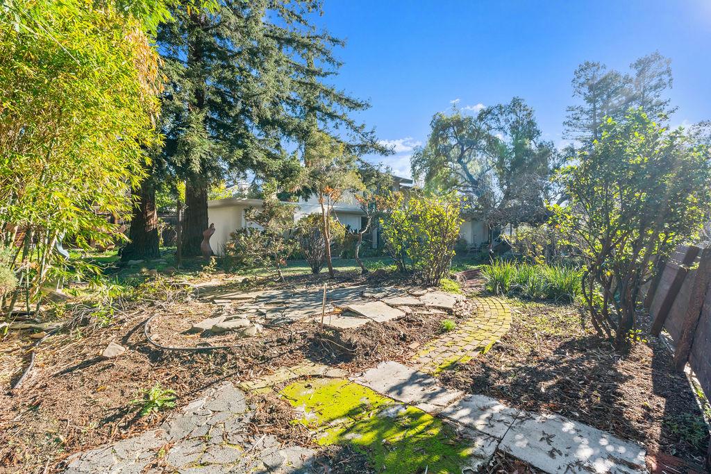 411 Valley View Drive