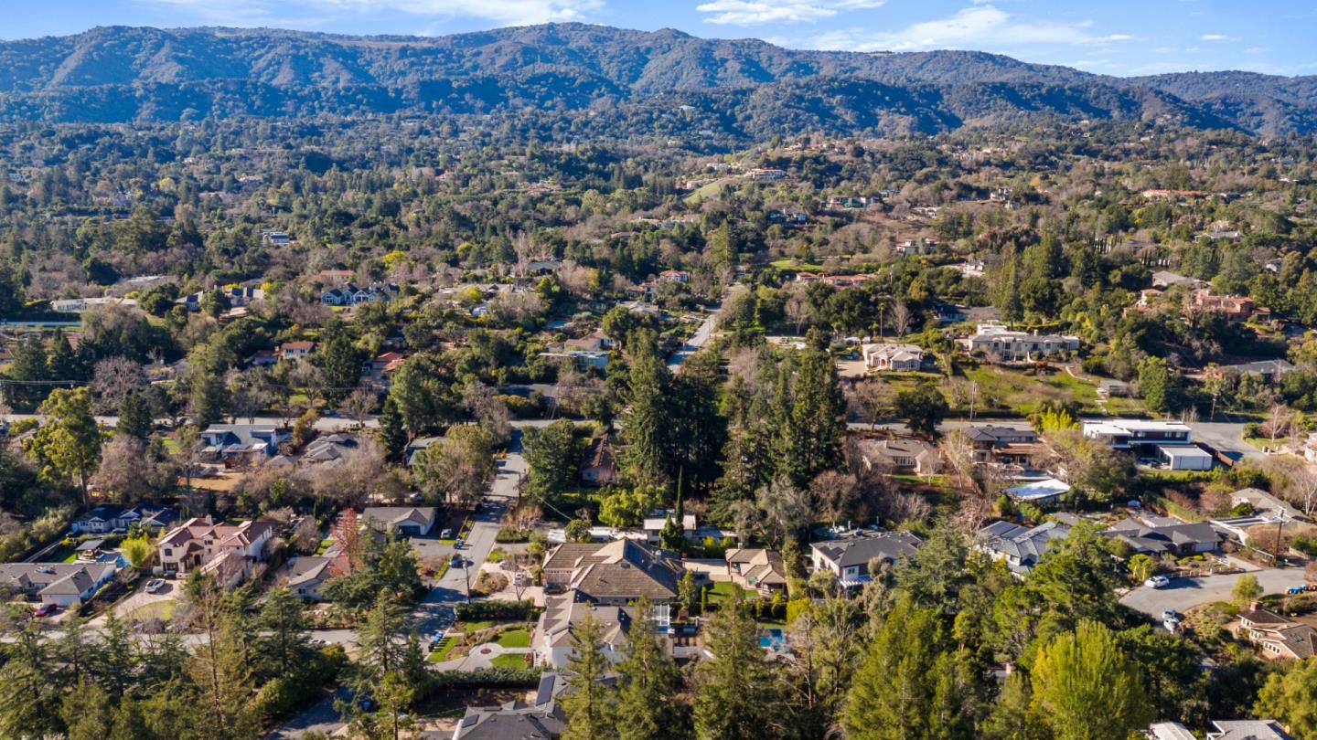 411 Valley View Drive