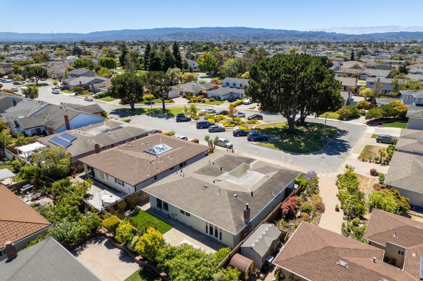 372 Bluefish Court