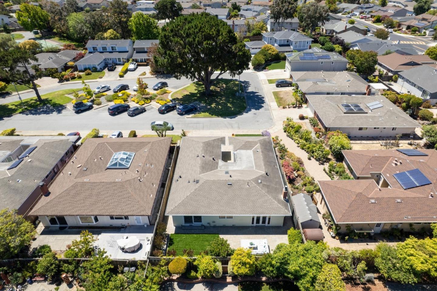 372 Bluefish Court