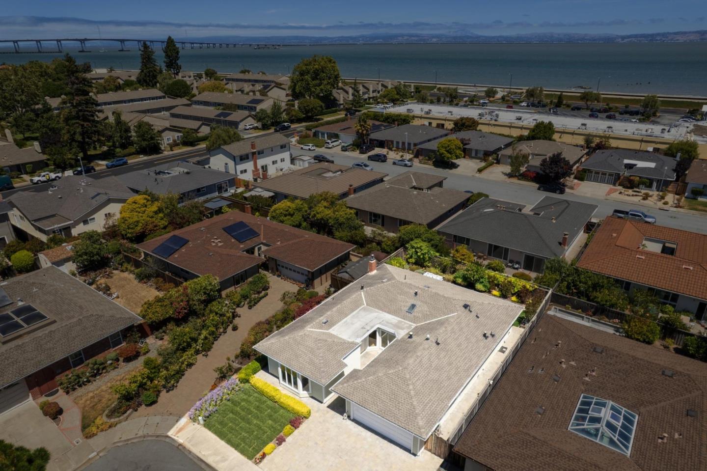 372 Bluefish Court