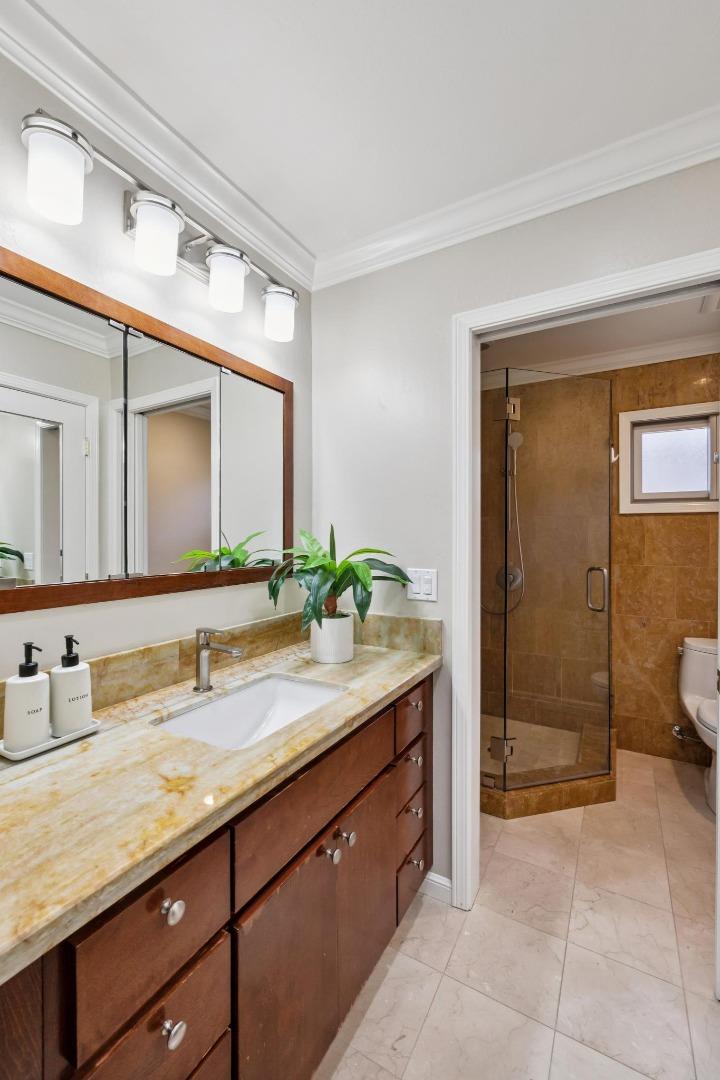 372 Bluefish Court