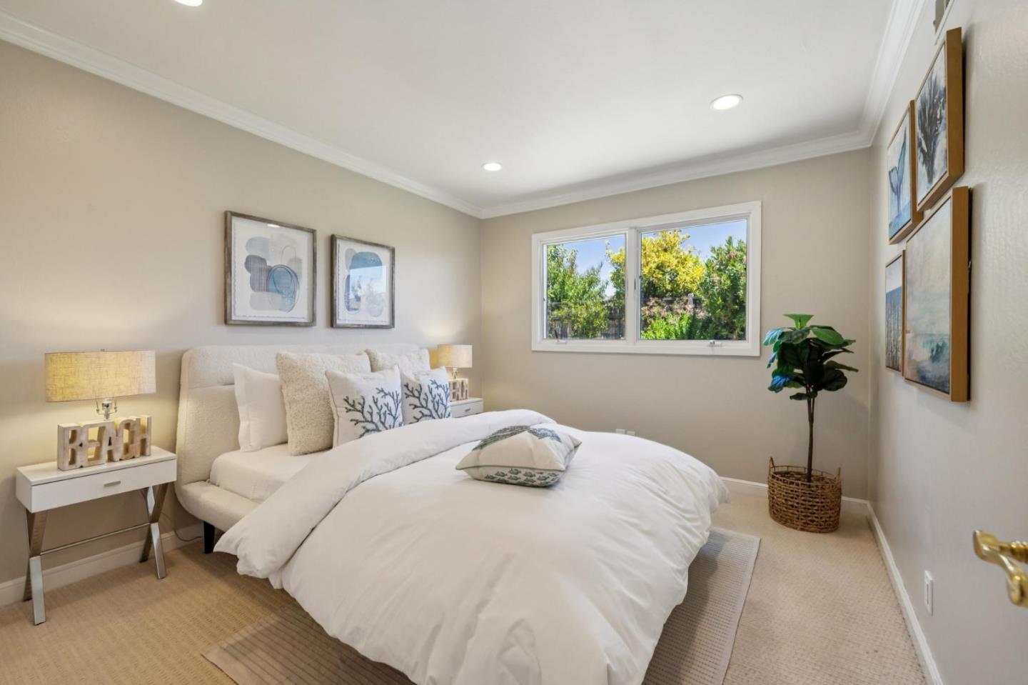 372 Bluefish Court
