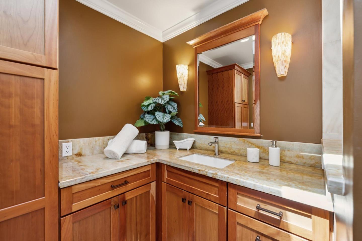 372 Bluefish Court