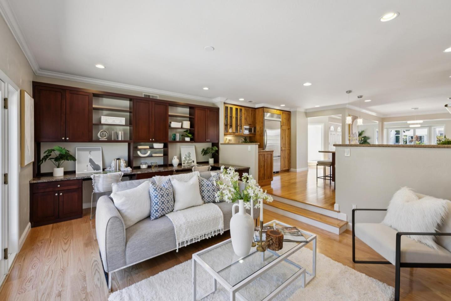 372 Bluefish Court