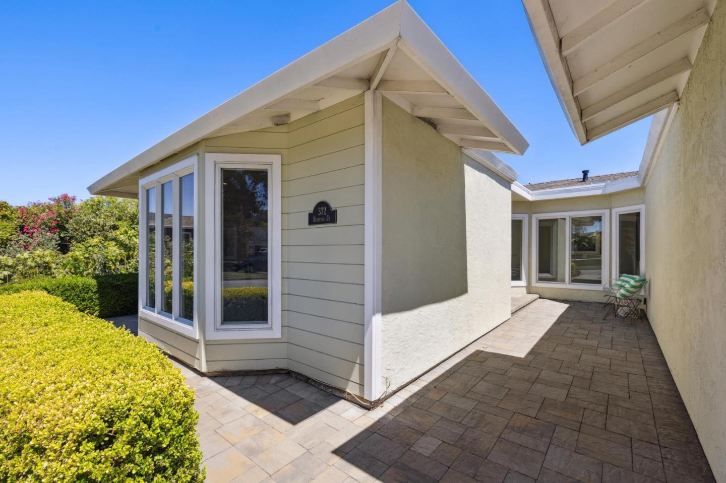 372 Bluefish Court